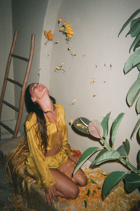 Marigold Mariposa Set