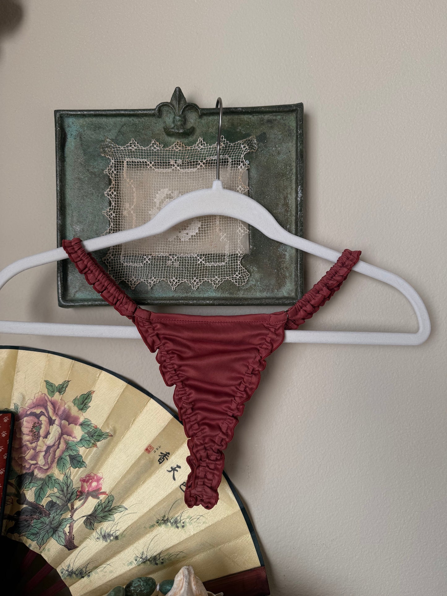 angel thong