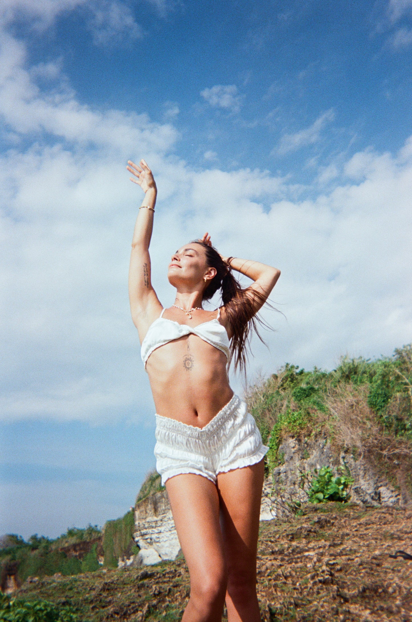bloomer short white